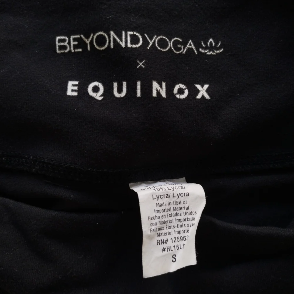 RARE Beyond Yoga x Equinox Black Strappy Ankle Leggings
